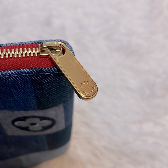 New Louis Vuitton Damier Denim Rouge City Monogram Patchwork City Pouch Wristlet - Picture 9 of 17